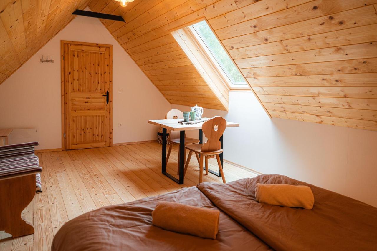 Ferienwohnung Organic Tourist Farm Pri Plajerju Trenta Exterior foto