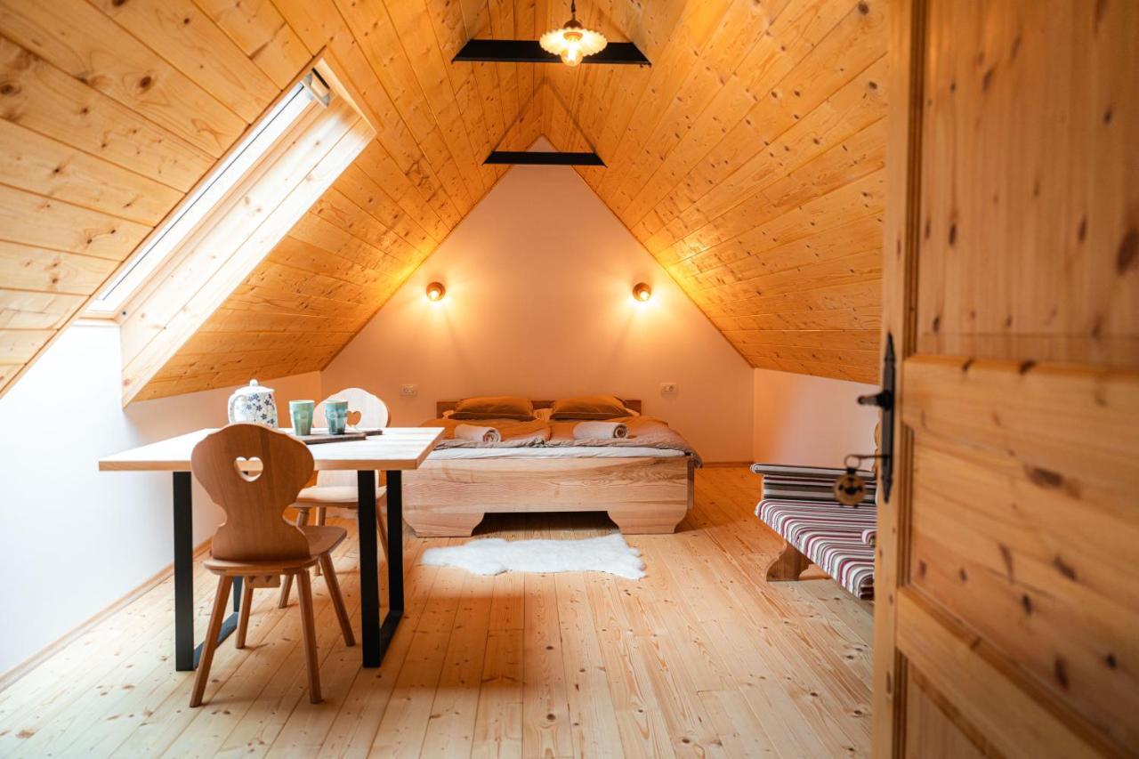Ferienwohnung Organic Tourist Farm Pri Plajerju Trenta Exterior foto